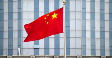 بكين تدعو واشنطن إلى وقف القمع السياسي بحق الصحفيين الصينيين