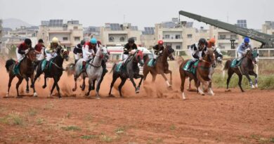 منافسات قوية في السباق الدوري الأول للخيول العربية الأصيلة