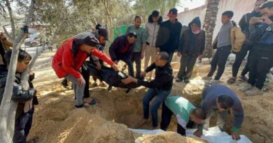 جنوب إفريقيا تطالب بفتح تحقيق عاجل بالمقابر الجماعية في مجمعي ناصر والشفاء بغزة