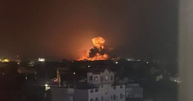 16 شهيداً وعشرات الجرحى ضحايا العدوان الأميركي البريطاني على الحديدة اليمنية