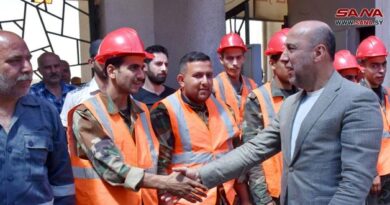 الرئيس الأسد يثني على جهود وشجاعة عمال مصفاة حمص في إخماد حريق الوحدة “100”