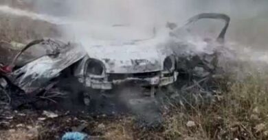 احتراق سيارة وإصابة سائقها في حمص